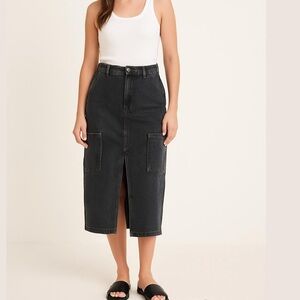 Old Navy mid rise Denim Skirt dark wash denim cargo skirt front slit size 14